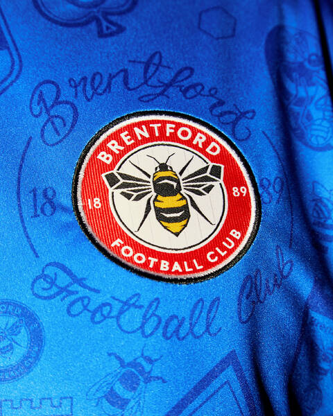 Project Photo: How Deep is Your Love? - Umbro x Brentford FC