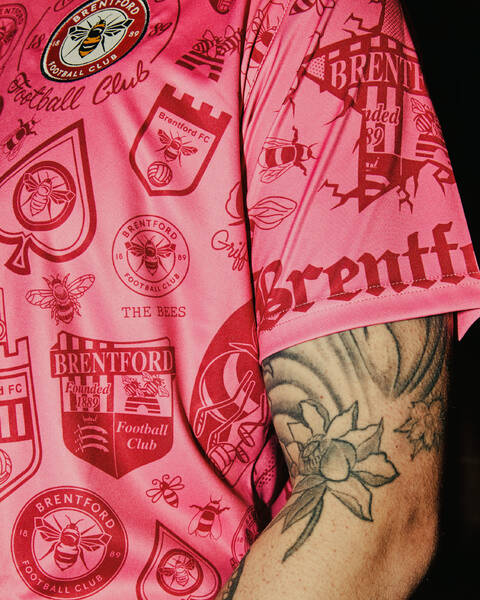 Project Photo: How Deep is Your Love? - Umbro x Brentford FC